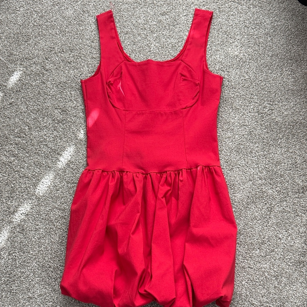 Red Sleeveless Dress